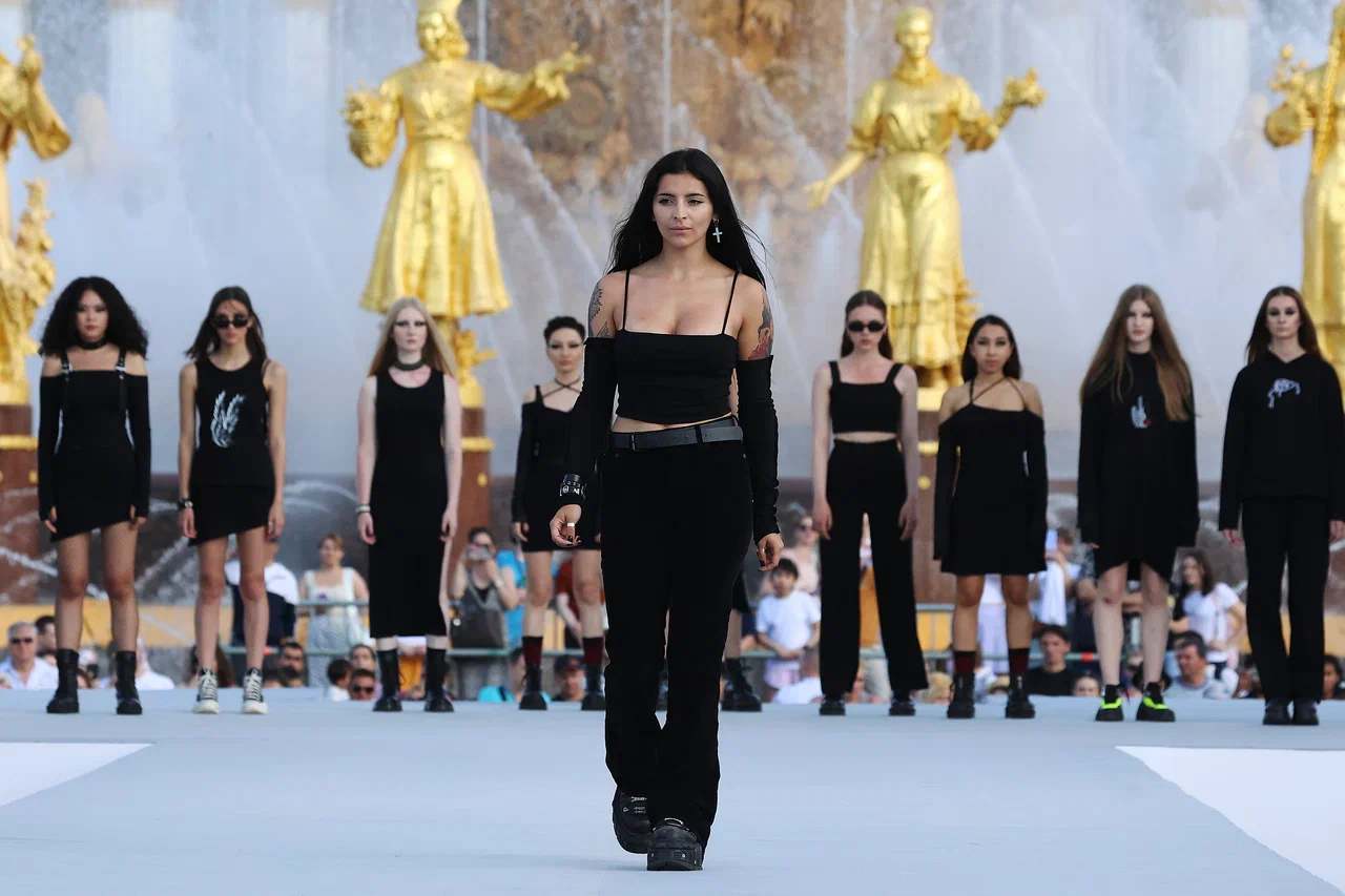 Московская неделя моды ВДНХ 2022 — SKVO