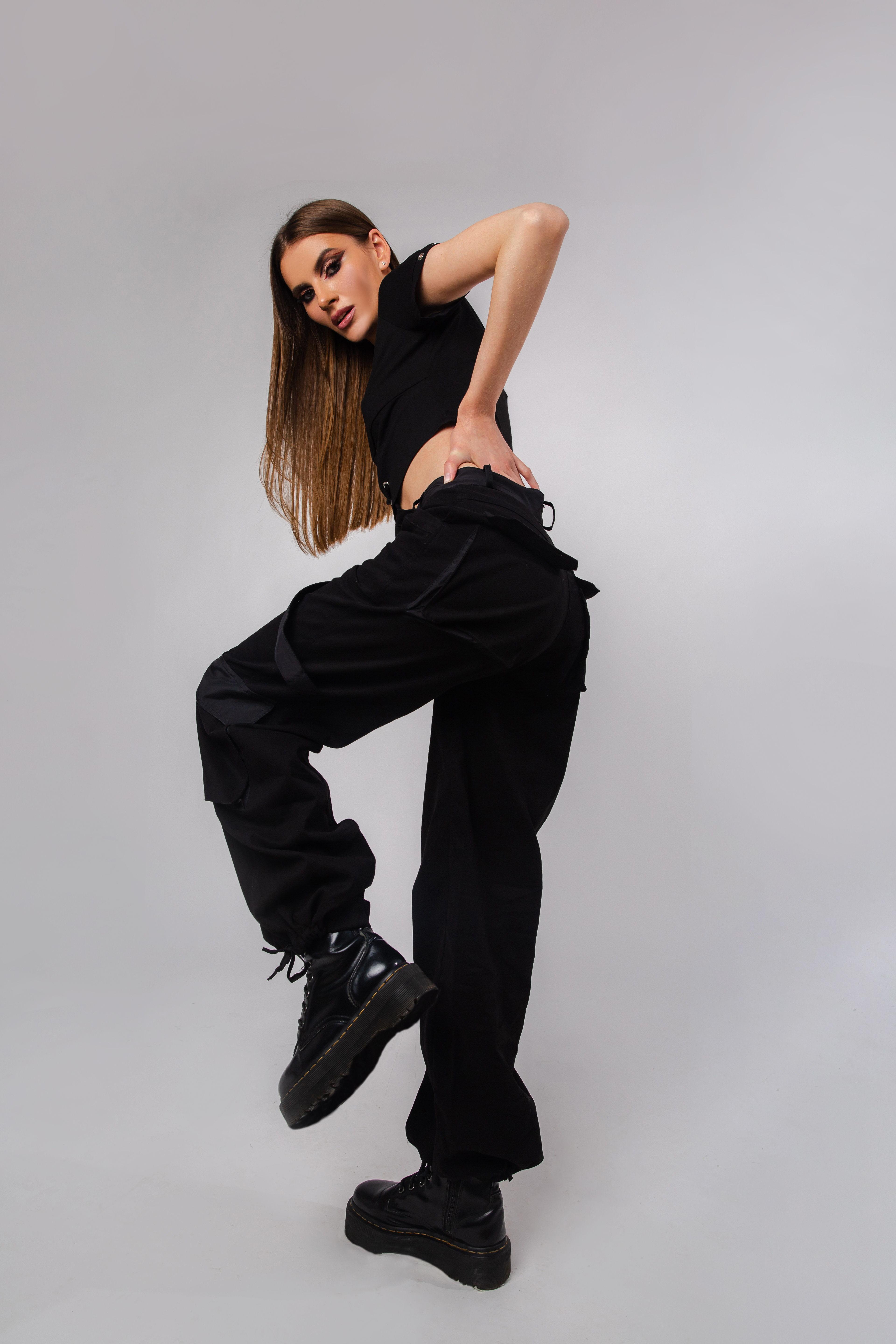 Брюки карго черные женские 4